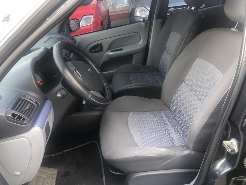 Renault Clio • 2011 • 95,532 km 2