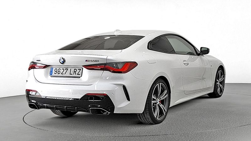 BMW 4 Series • 2021 • 27,685 km 4
