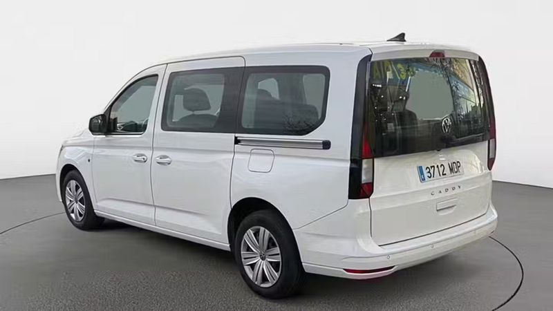 Volkswagen Caddy • 2023 • 59,552 km 5