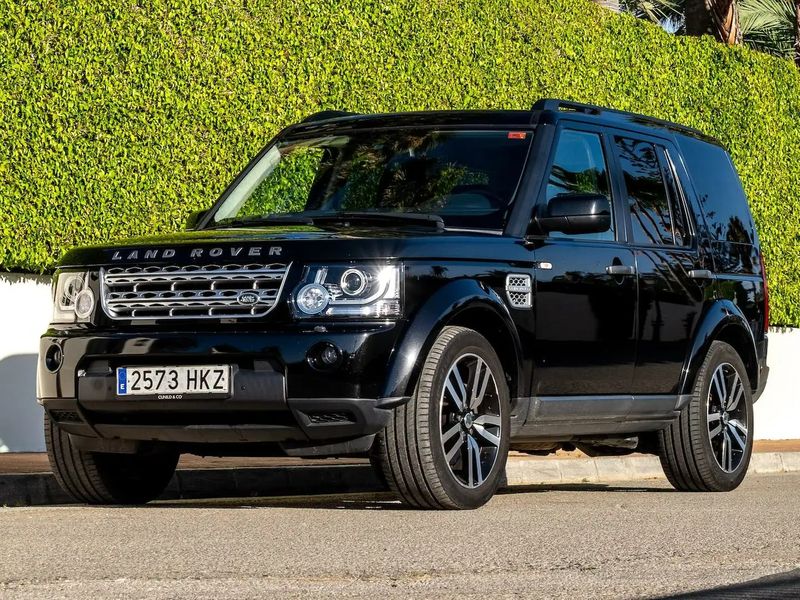Land Rover Discovery • 2012 • 189,000 km 3