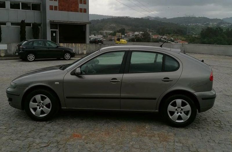 Seat Leon • 2004 • 199,999 km 2