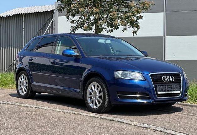 Audi A3 • 2010 • 127,000 km 1