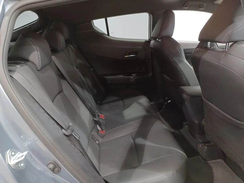 Toyota C-HR • 2022 • 20,000 km 6