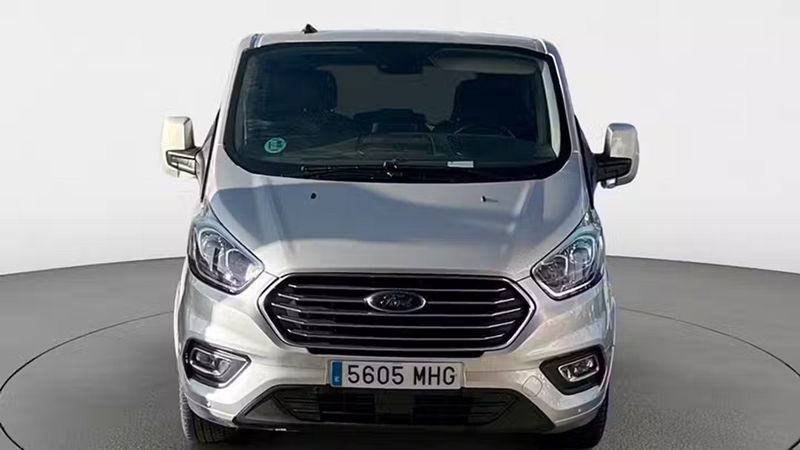 Ford Tourneo Custom • 2023 • 30,552 km 1