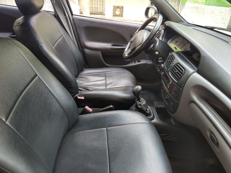 Renault Mégane • 2001 • 185,000 km 8