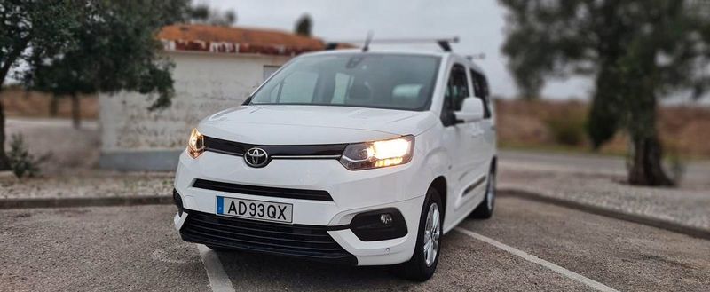 Toyota Previa • 2020 • 29,999 km 1