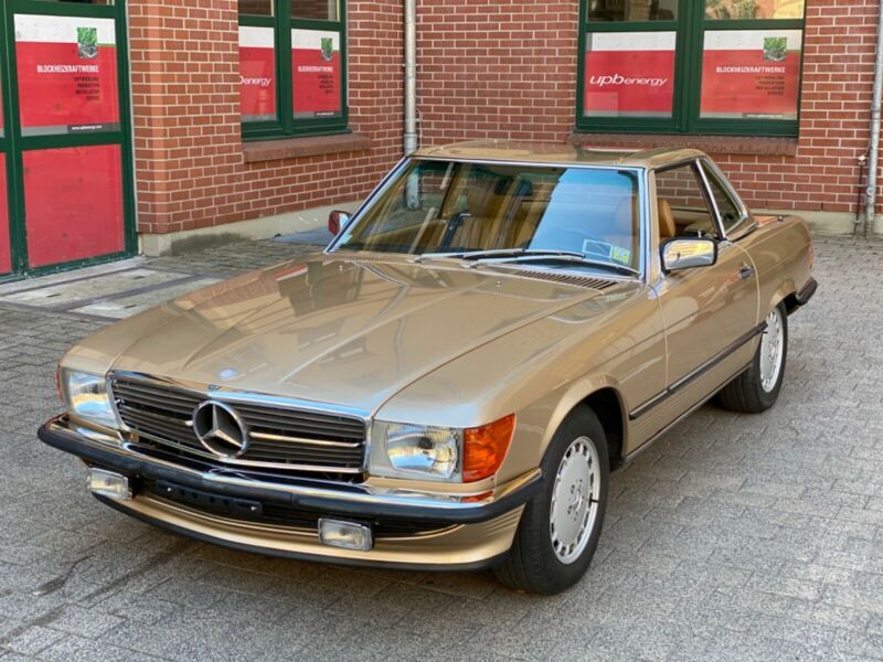 Mercedes-Benz SL • 1986 • 32,093 km 4