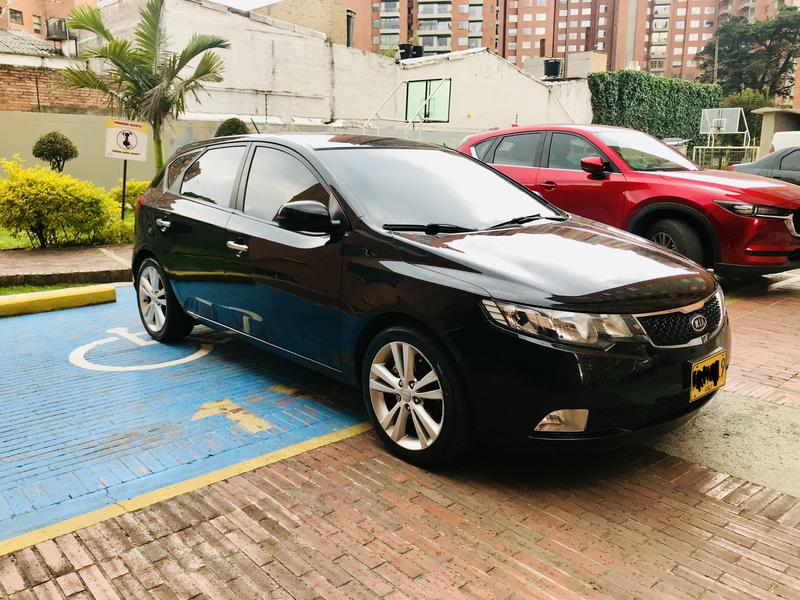 Kia Cerato • 2013 • 111,700 km 7