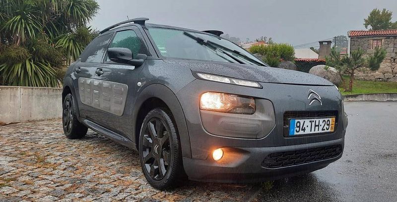 Citroën C4 • 2014 • 200,000 km 1