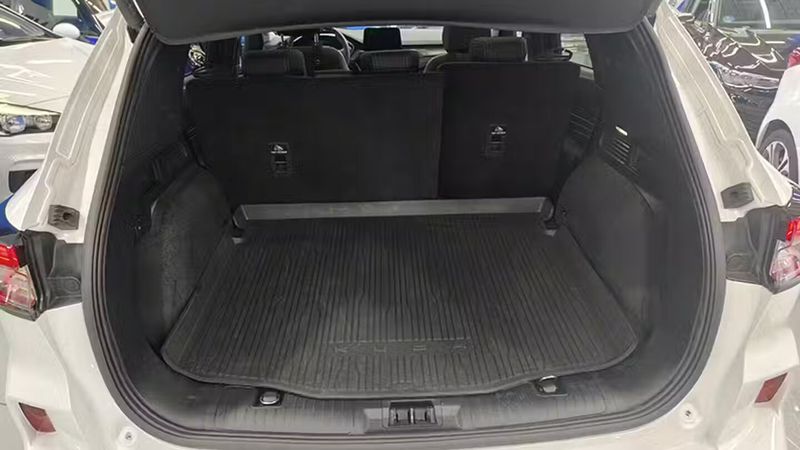 Ford Kuga • 2023 • 39,065 km 17