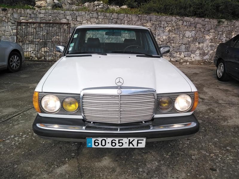 Mercedes-Benz E-320 • 1997 • 4,500 km 1