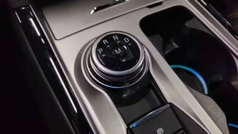 Ford Explorer • 2021 • 100,200 km 7