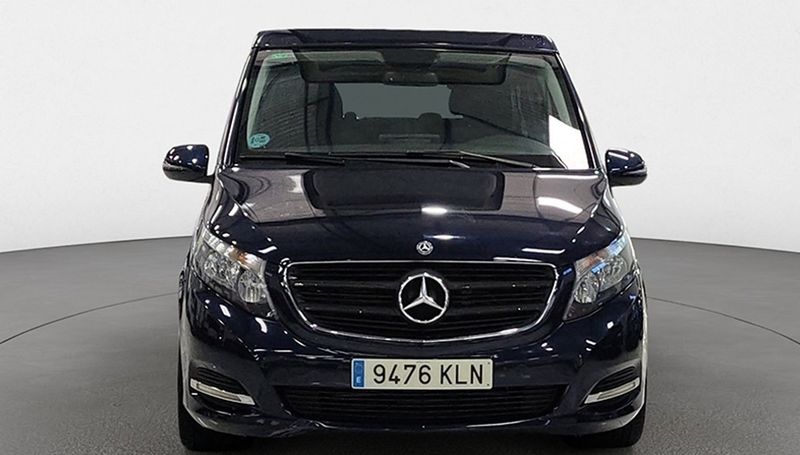 Mercedes-Benz 210 Van • 2018 • 119,731 km 10