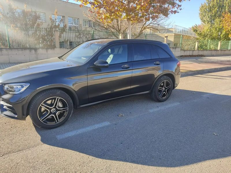 Mercedes-Benz GLC • 2021 • 49,000 km 12