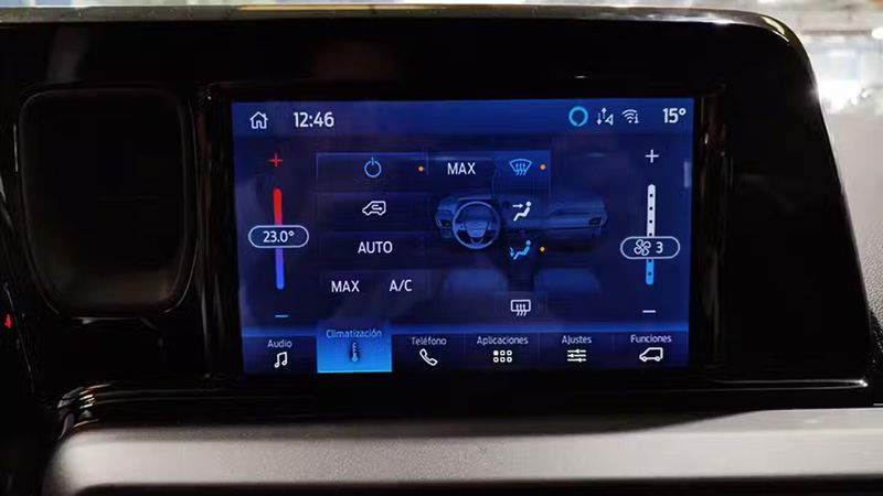 Ford Tourneo Connect • 2024 • 3,983 km 12