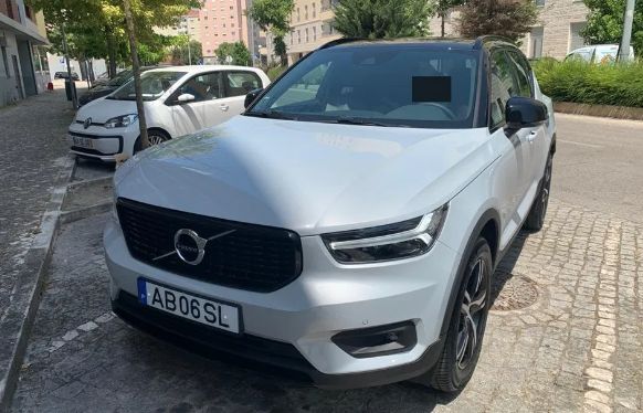 Volvo XC40 • 2020 • 23,852 km 1