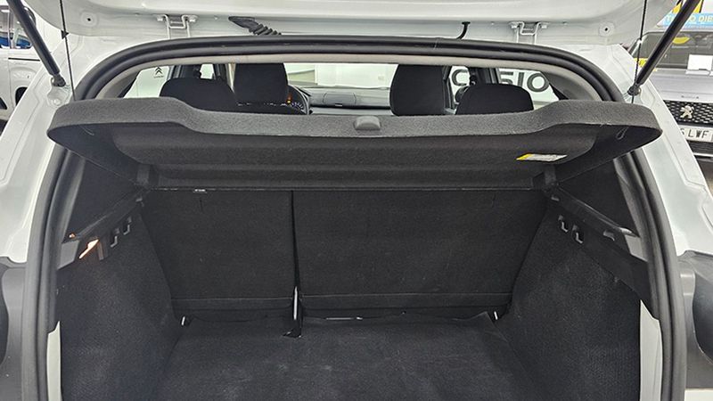 Dacia Sandero • 2023 • 19,200 km 11