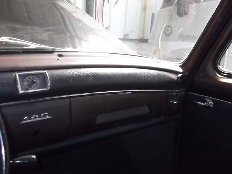 Mercedes-Benz 190 • 1957 • 94,000 km 6