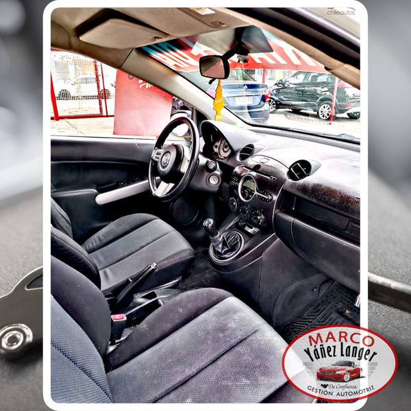 Mazda 2 • 2010 • 165,700 km 2
