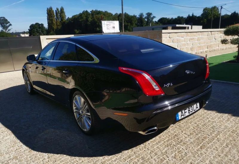 Jaguar XJ • 2010 • 146,000 km 1