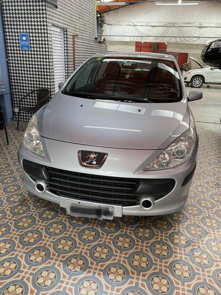 Peugeot 307 • 2010 • 76,800 km 3