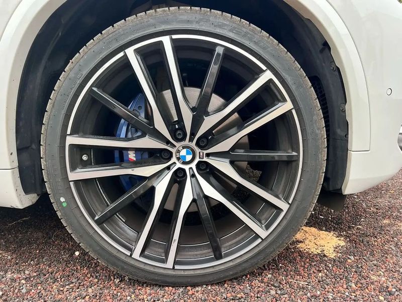 BMW X5 • 2022 • 31,500 km 3
