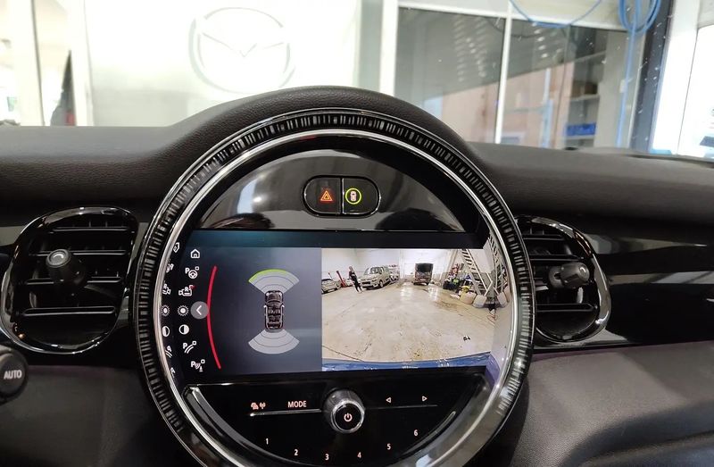 MINI Cooper Cabrio • 2023 • 37,054 km 6