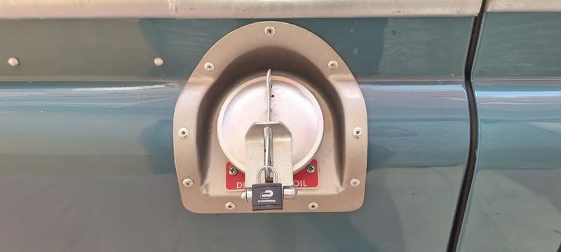 Land Rover LR3 • 1976 • 65,800 km 30