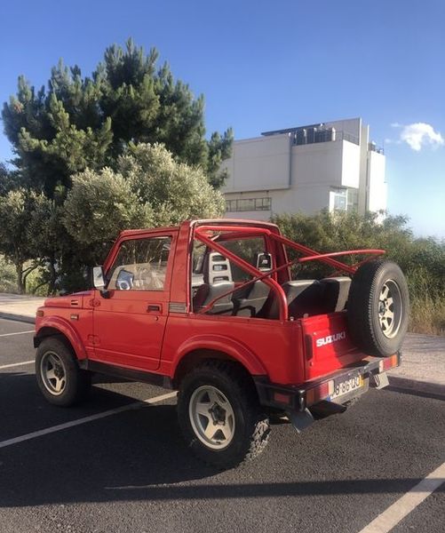 Suzuki Samurai • 1986 • 10,300 km 2
