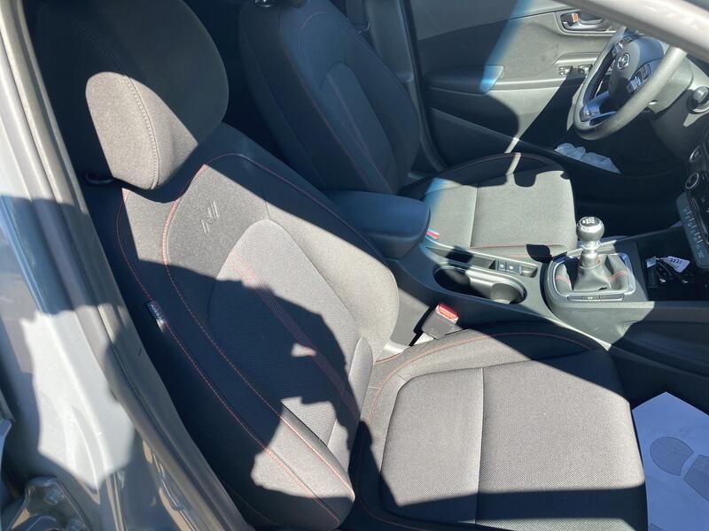 Hyundai Kona • 2021 • 50,170 km 6