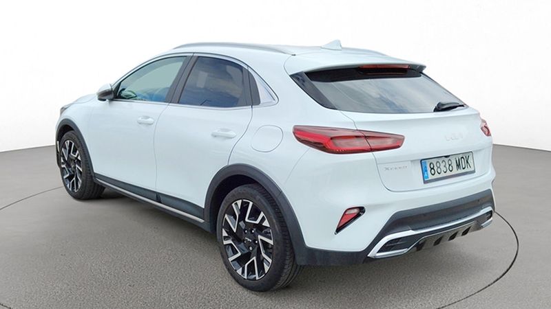 Kia Cee`d • 2023 • 45,700 km 4