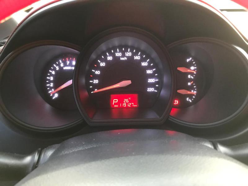 Kia Rio • 2014 • 119 km 6