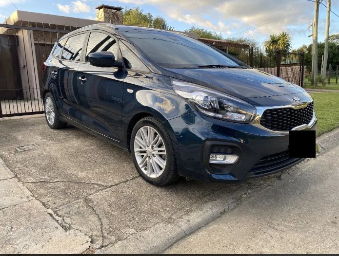 Kia Carens • 2018 • 94,000 km 1
