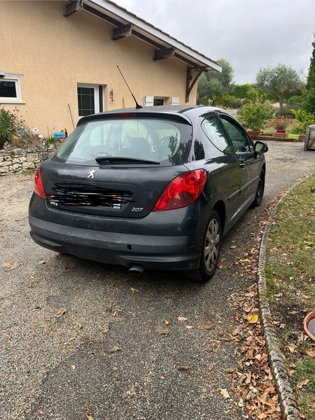 Peugeot 207 • 2007 • 349,000 km 1
