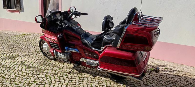 Harley Davidson road king • 2001 • 107,000 km 2