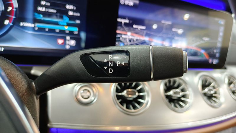 Mercedes-Benz E Coupé • 2017 • 77,725 km 41