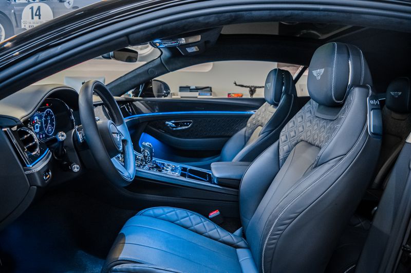 Bentley Continental GT • 2022 • 18,900 km 5