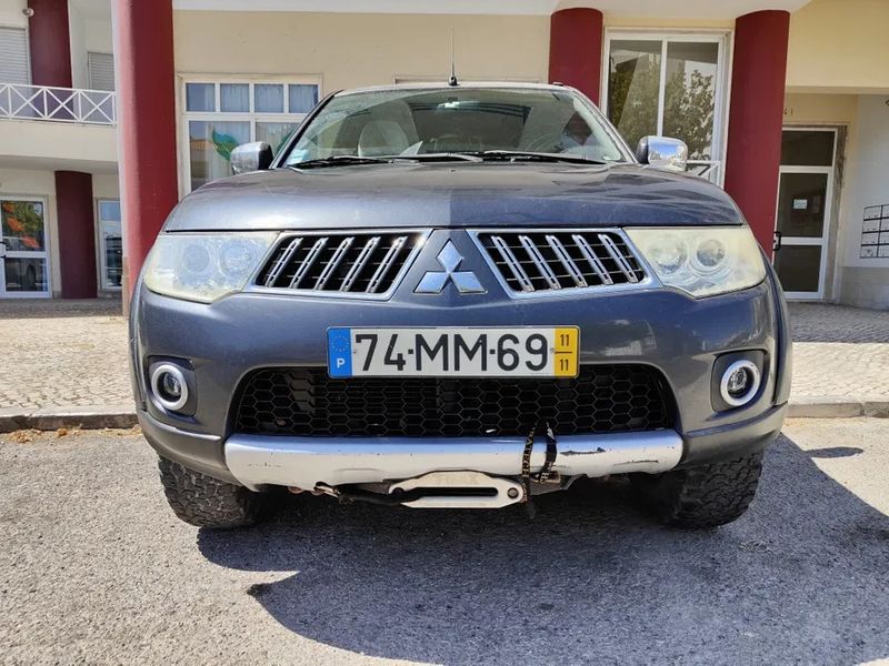 Mitsubishi L200 • 2011 • 180,000 km 1
