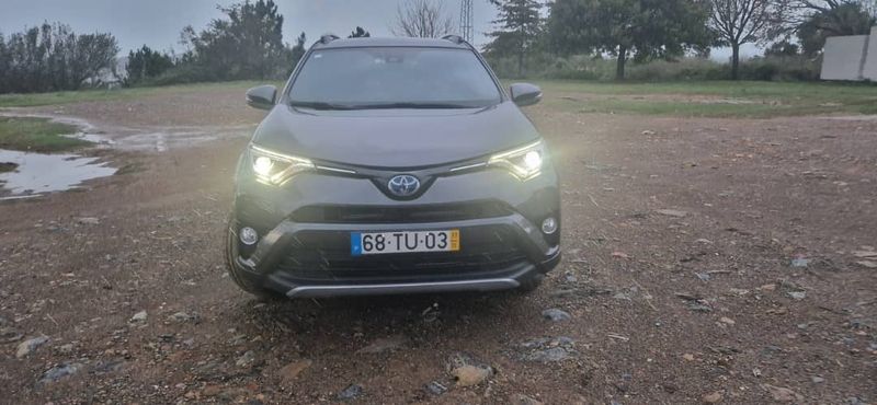 Toyota RAV4 • 2017 • 88,000 km 1