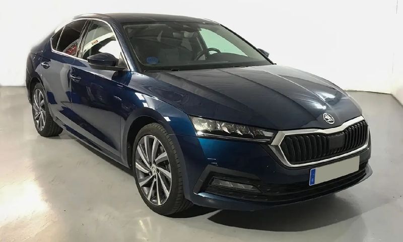 Škoda Octavia • 2021 • 70,100 km 1