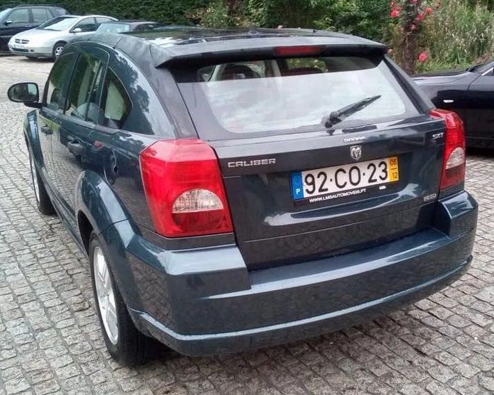 Dodge Caliber • 2006 • 216,000 km 1