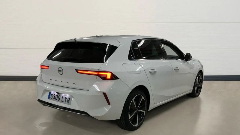 Opel Astra • 2022 • 54,700 km 5
