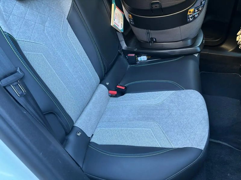 Peugeot 2008 • 2021 • 41,900 km 7