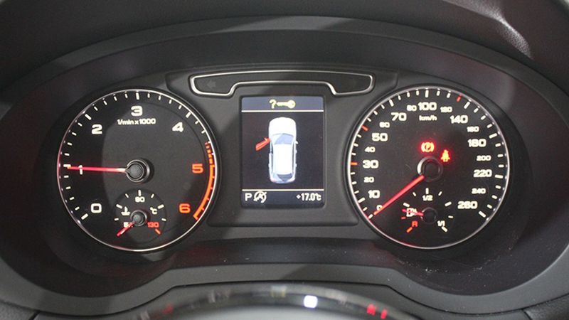 Audi Q3 • 2015 • 91,401 km 12