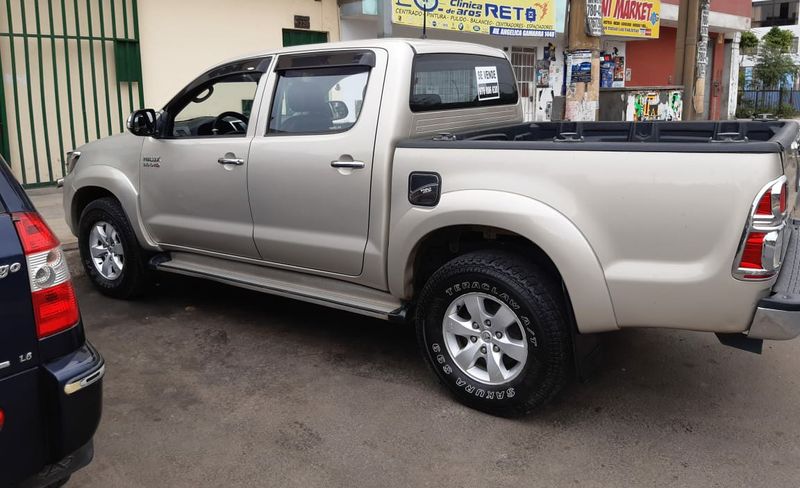 Toyota Hilux • 2014 • 194,000 km 1