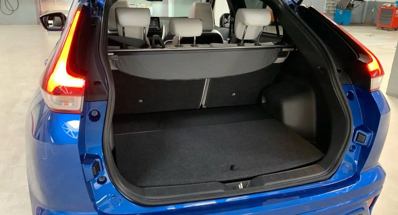 Mitsubishi Eclipse Cross • 2023 • 47,700 km 11