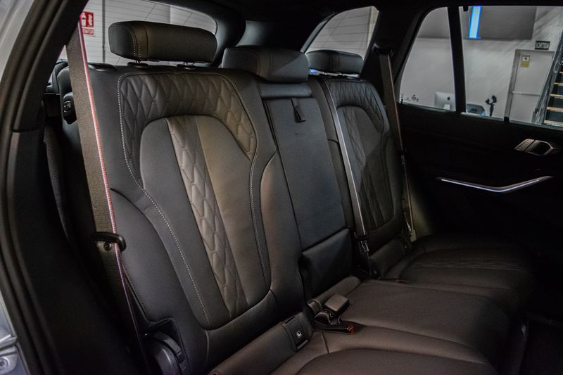 BMW X5 • 2024 • 4,100 km 9