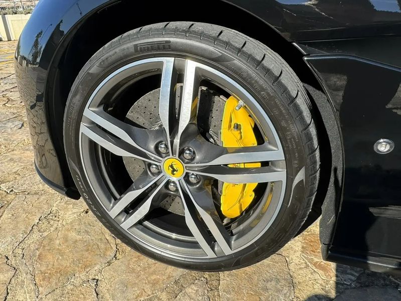 Ferrari Portofino • 2020 • 17,600 km 8