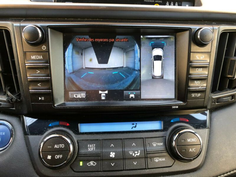 Toyota RAV4 • 2017 • 101,000 km 6