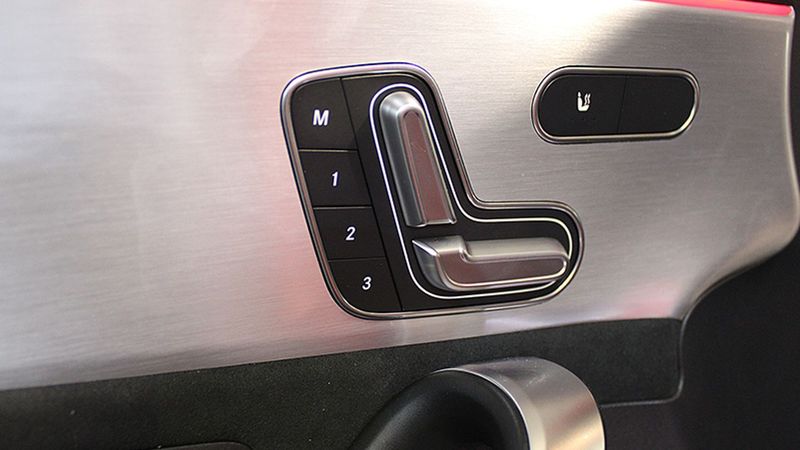 Mercedes-Benz A-Class • 2022 • 2,655 km 11